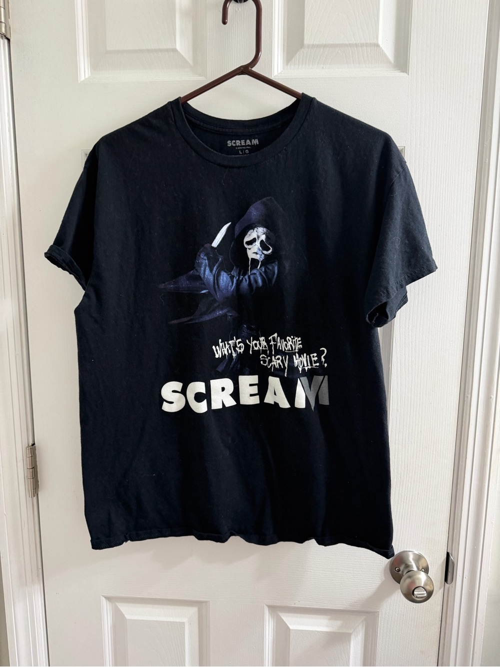 Scream What’s Your Favorite Scary Movie Black Graphic Tee - Ghostface Large L